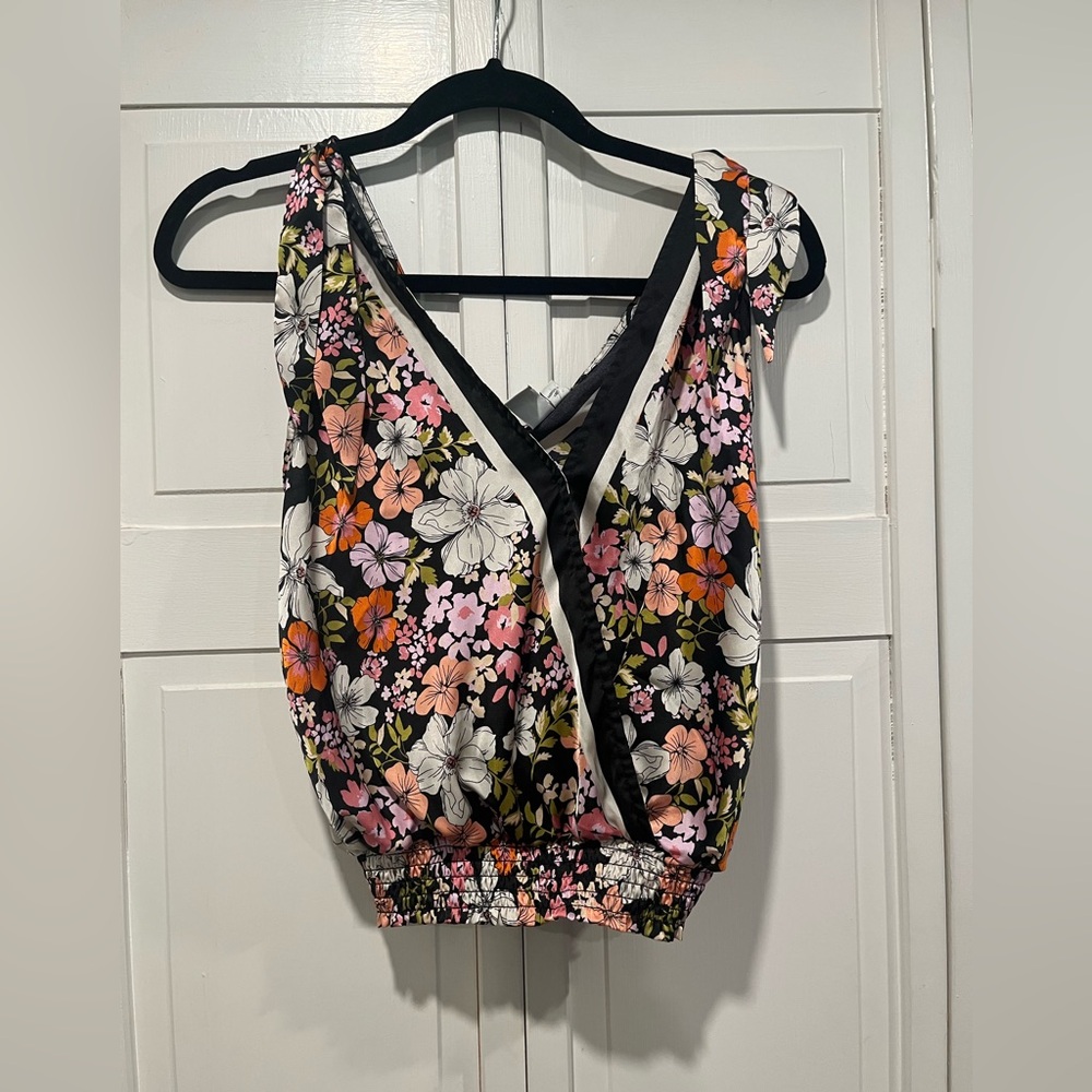 Joie cropped floral top size‎ XS